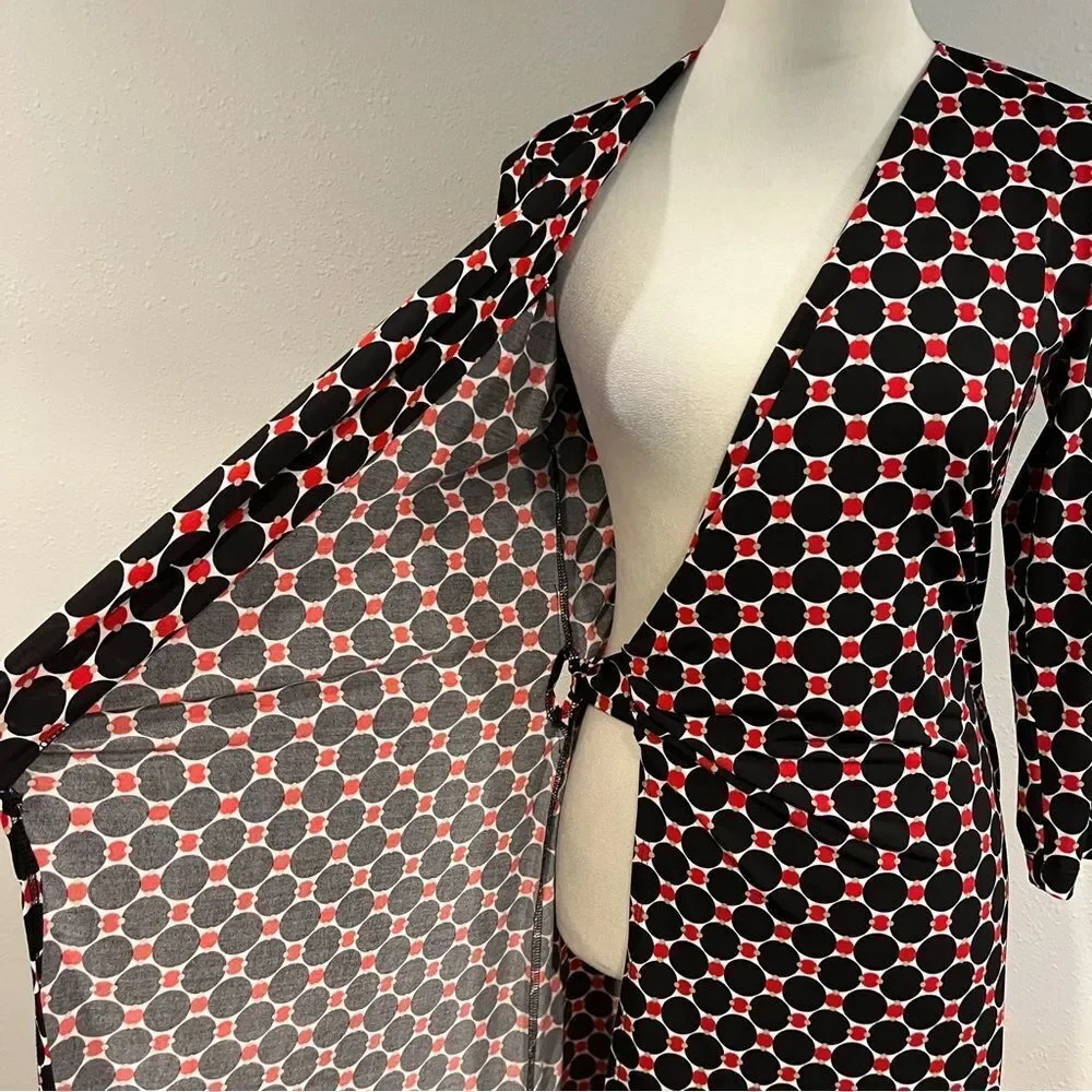Reneec.‎ Polka Dot long sleeve Wrap Dress size small